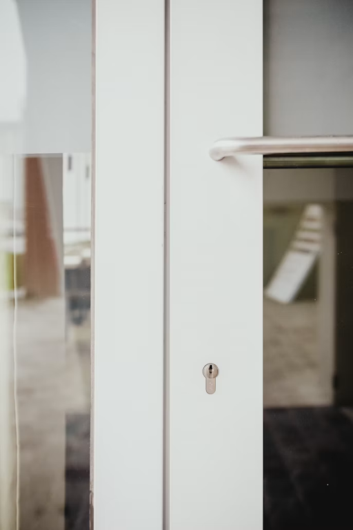 Can a Locksmith Replace a Car Key